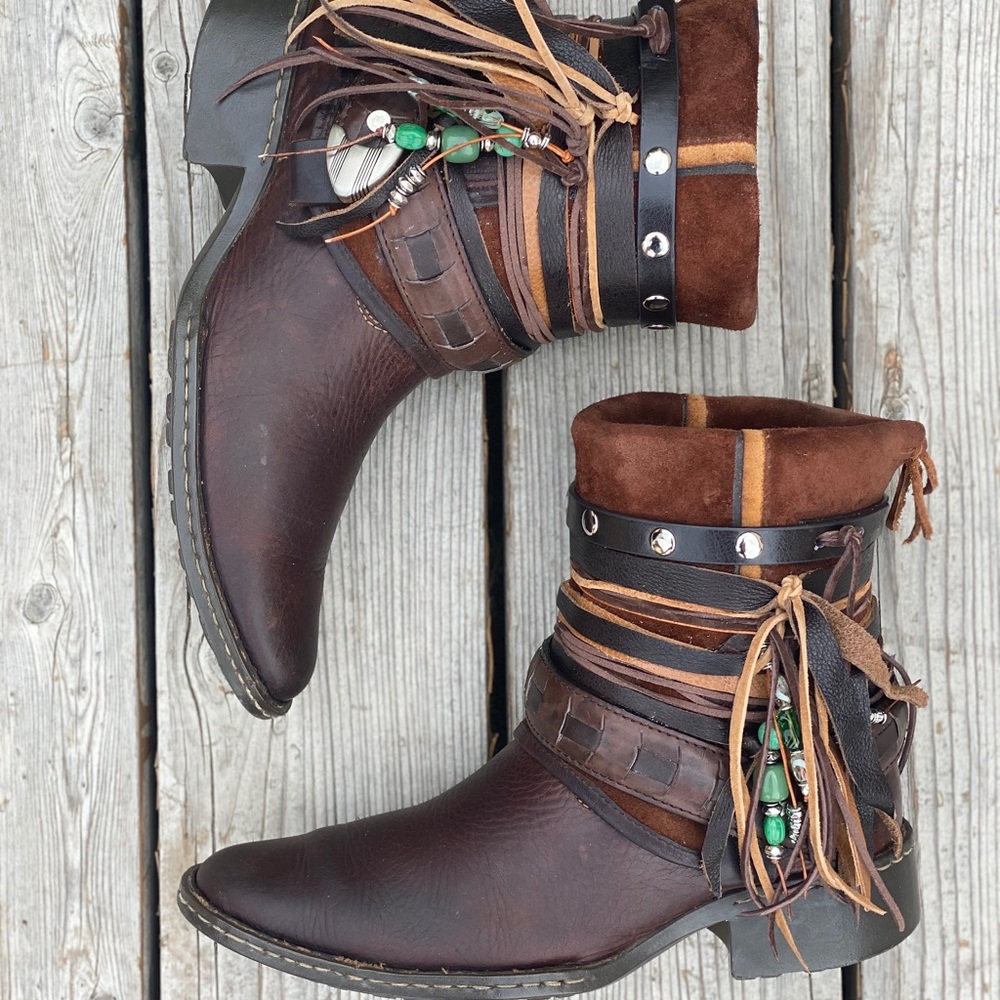 Size 9 Brown Leather Fringe Boots Boho - Picture 5 of 7